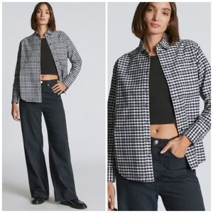 Everlane | The Must-have Oxford Shirt in Ocean Cavern Plaid | 8
